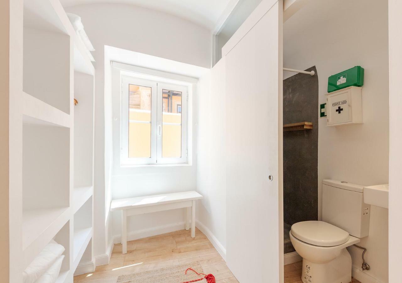 Studio Hideaway With Easy Access To Lisbon Center Exterior foto
